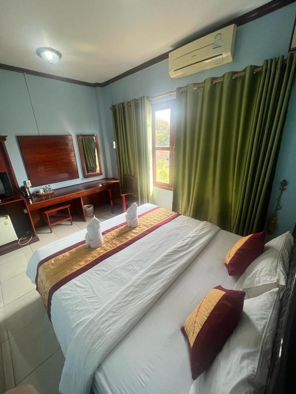 Khampaseuth Hotel Vang Vieng Exteriér fotografie